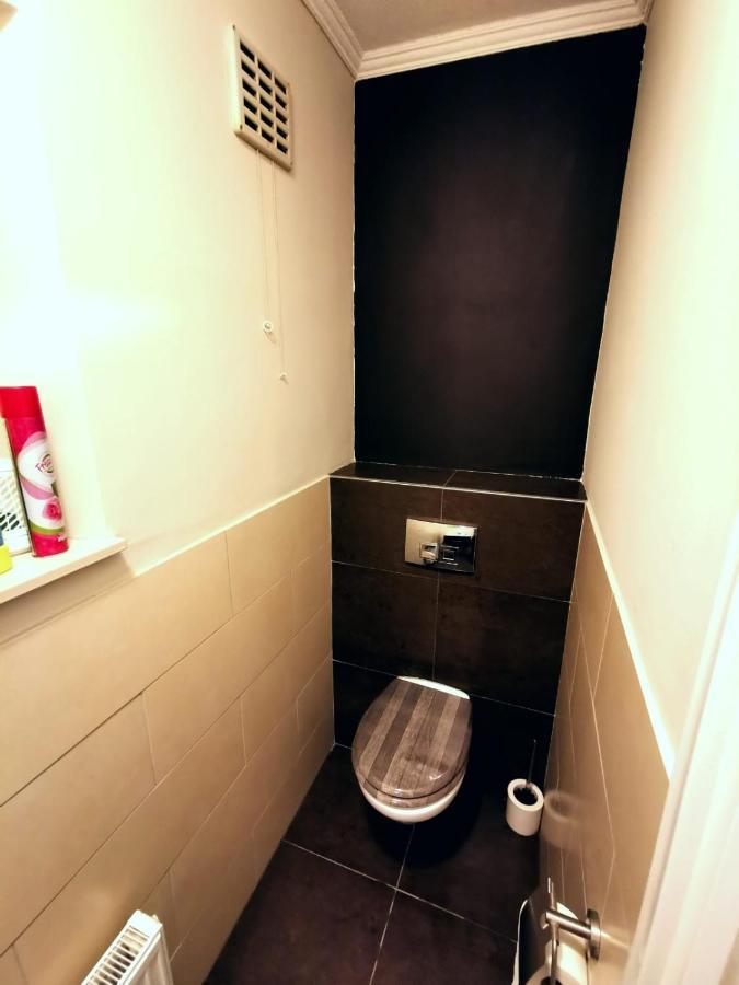 City Center Enschede Homestay Eksteriør billede